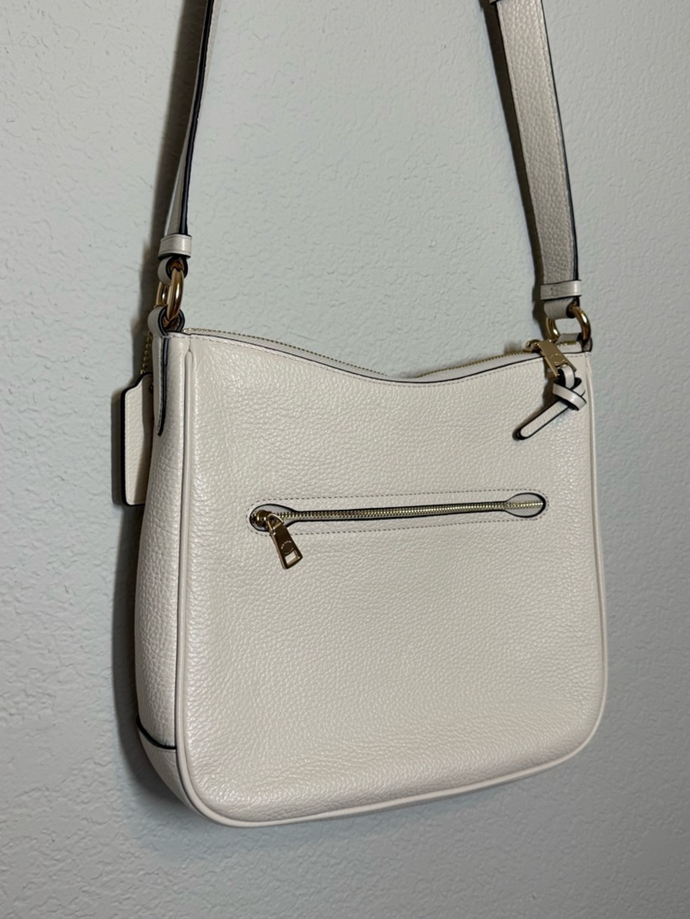 COACH | Ellie File pebble Leather Crossbody Ivory Bag - Picture 5 of 8